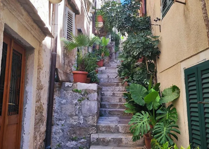 Katarina Old Town Vendégház 3*